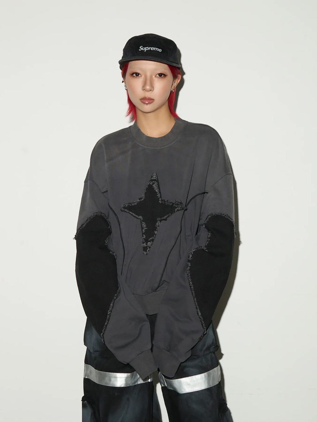 Distresed contrast sweat