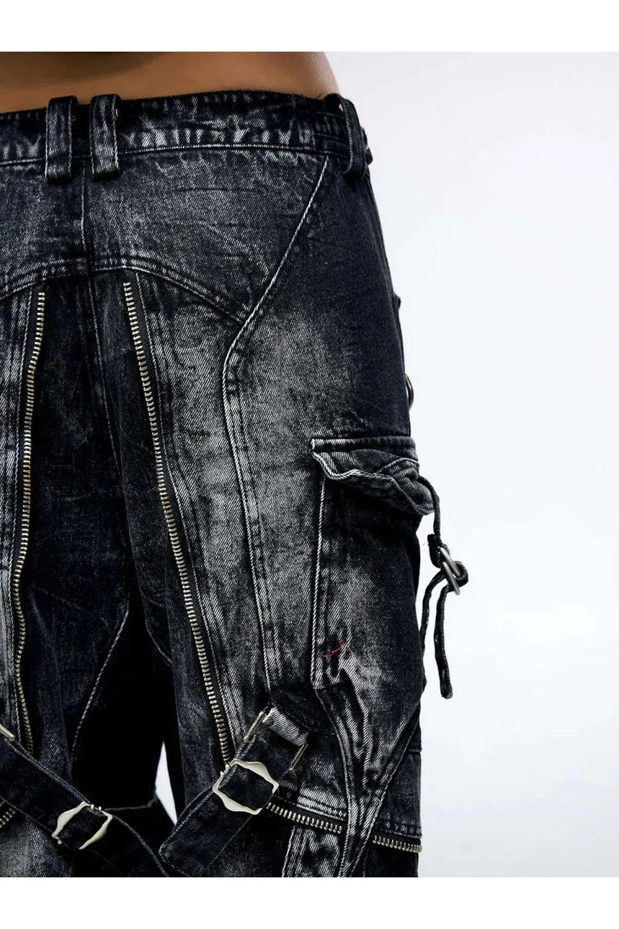 a line baggy jeans with hardware details