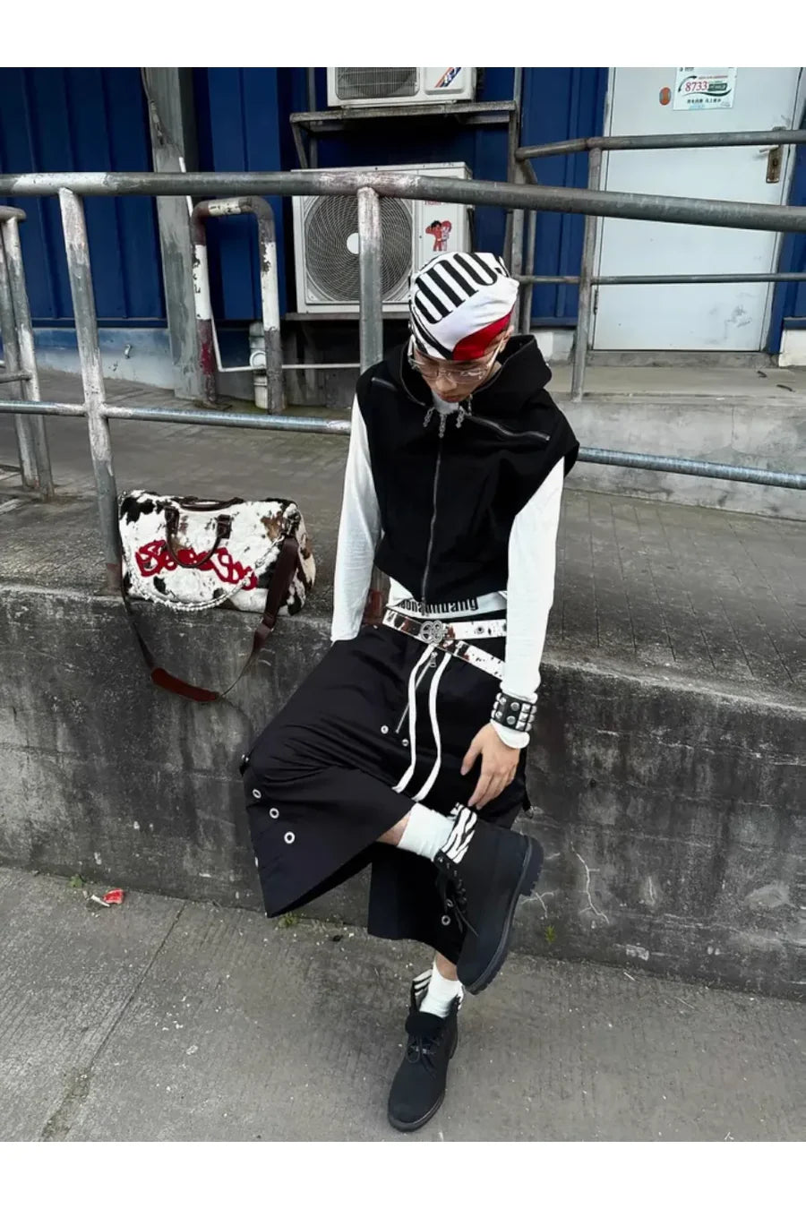 Cross Zip Connected Shoulder Armor Hoodie