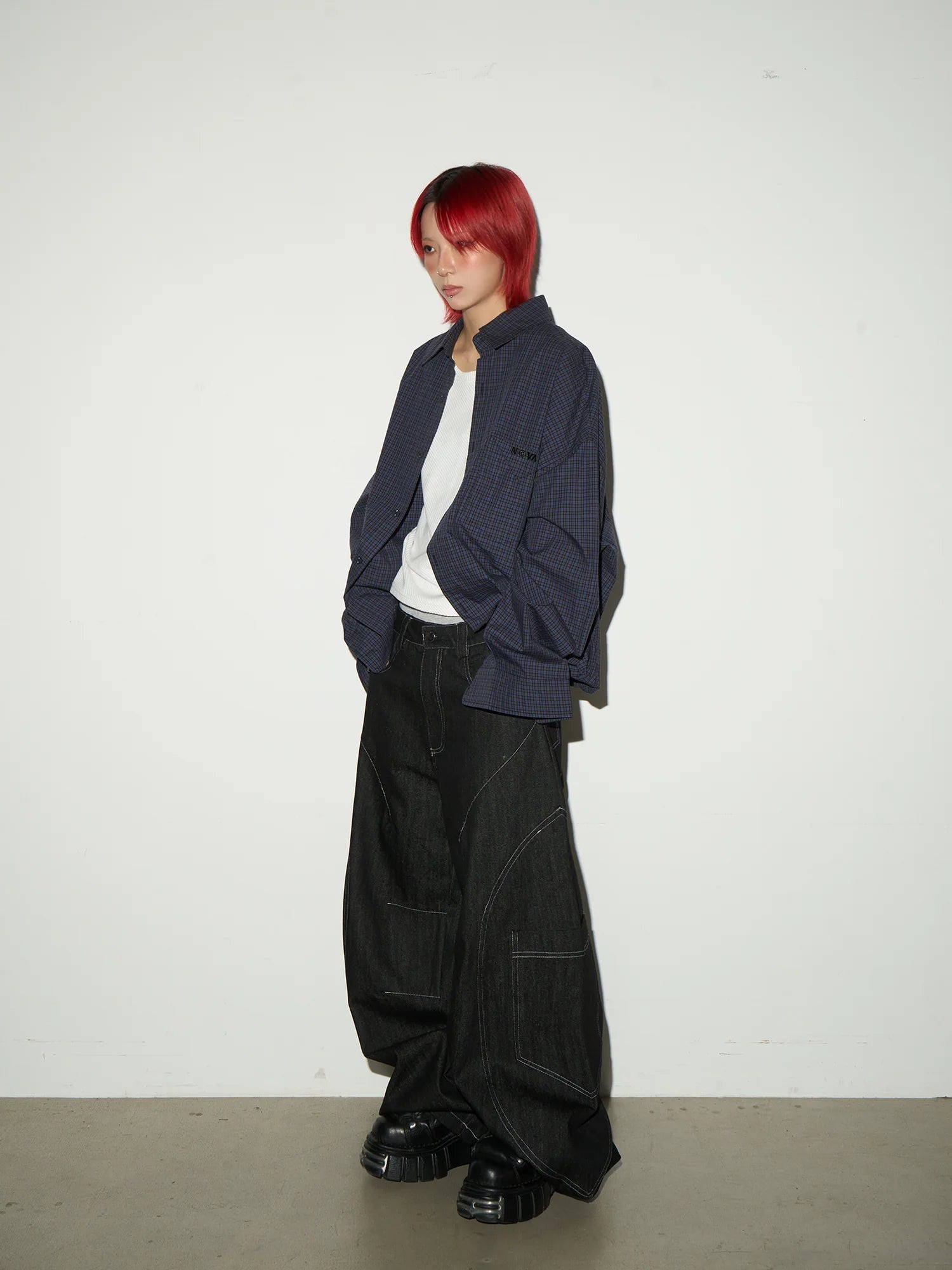 Pocket design wide denim