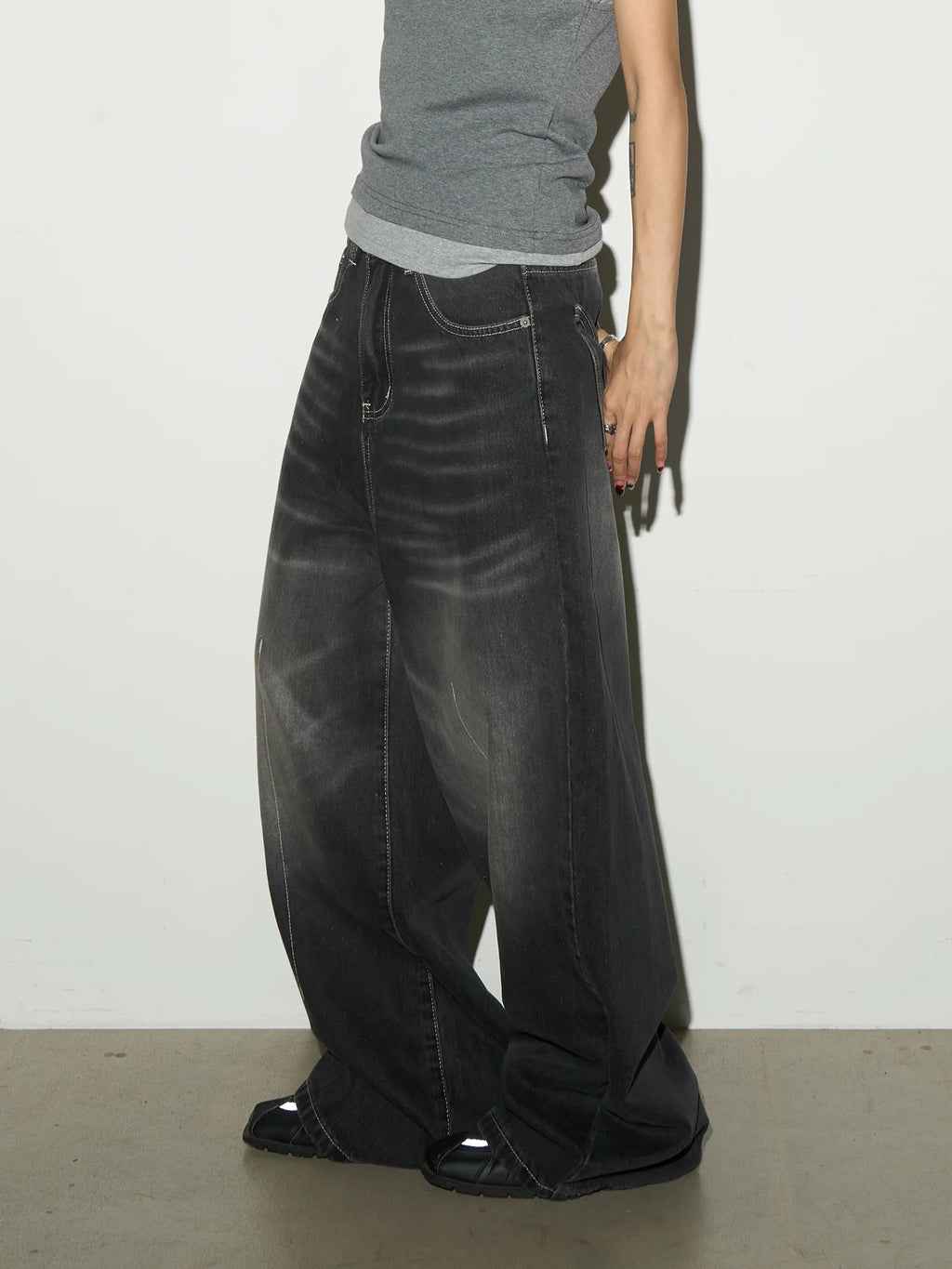 Stitch washed wide denim