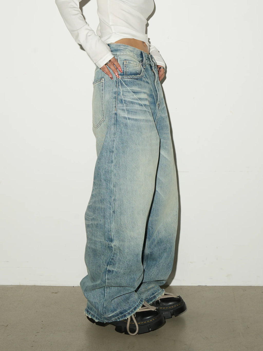 Vintage Wash Loose Denim