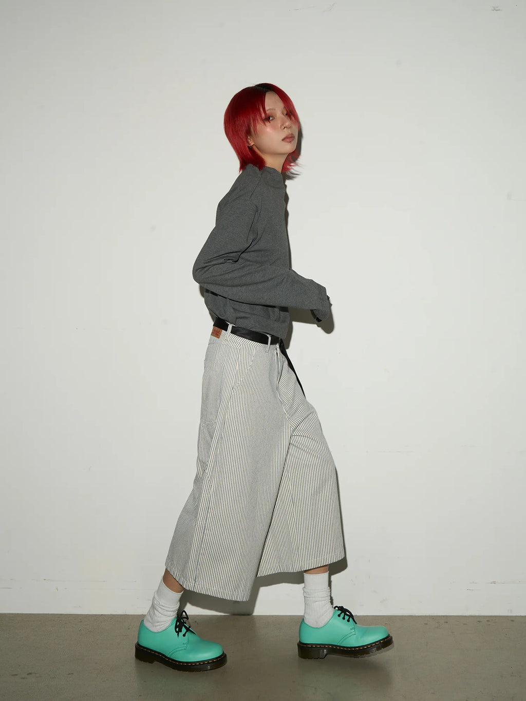 Balloon silhouette stripe shorts