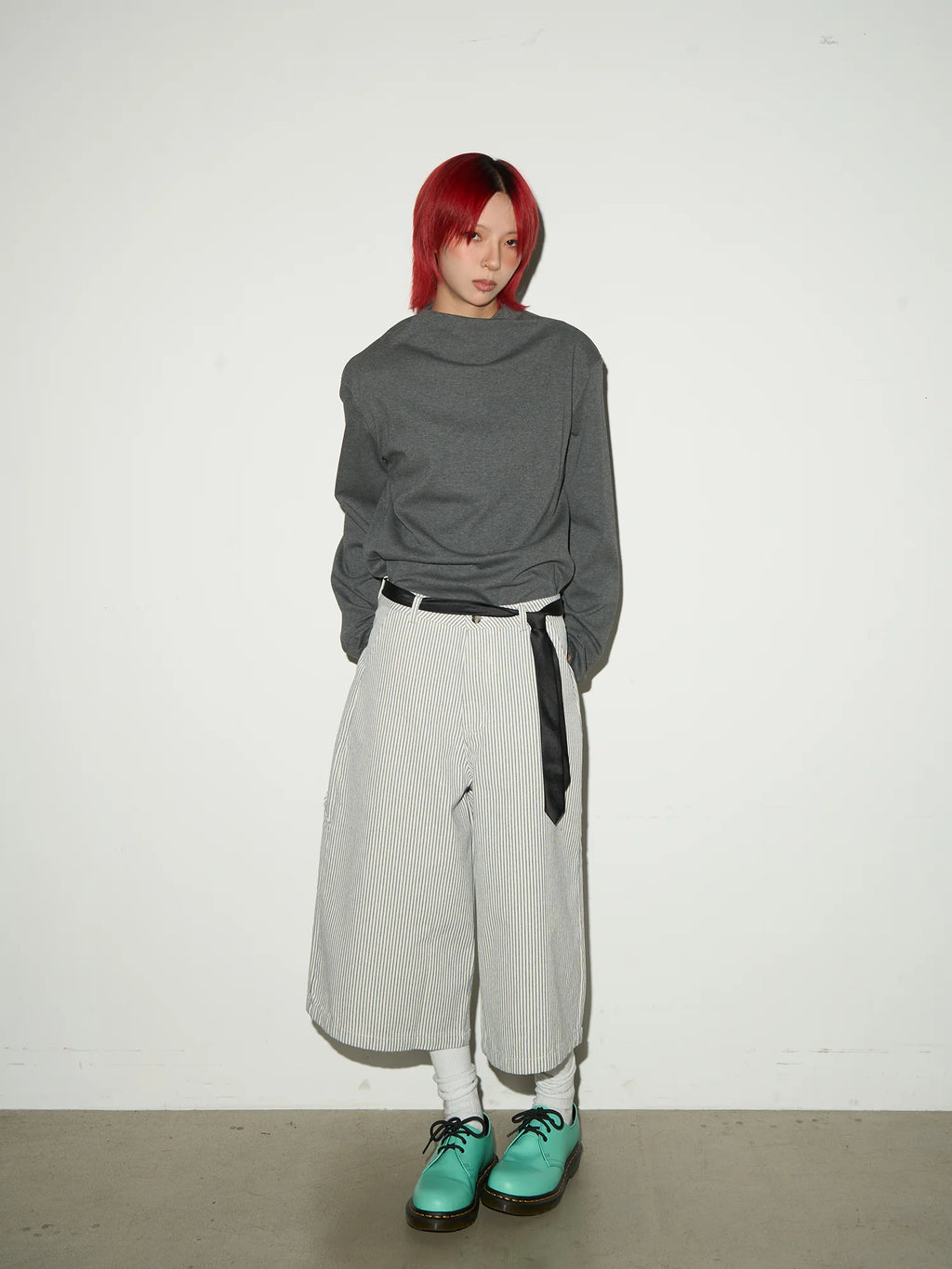 Balloon silhouette stripe shorts