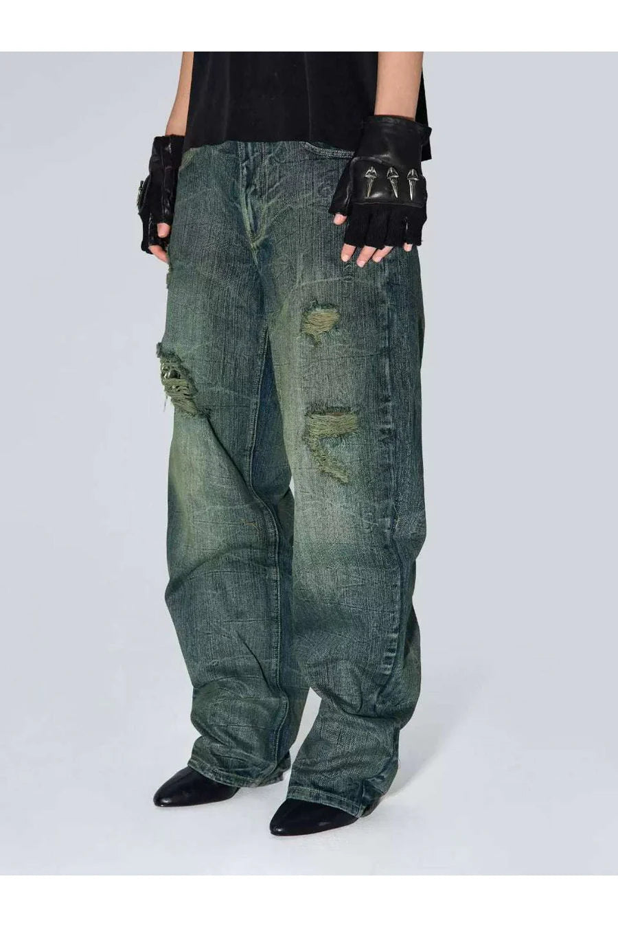 Wave Pattern Curved Blade Denim Pants