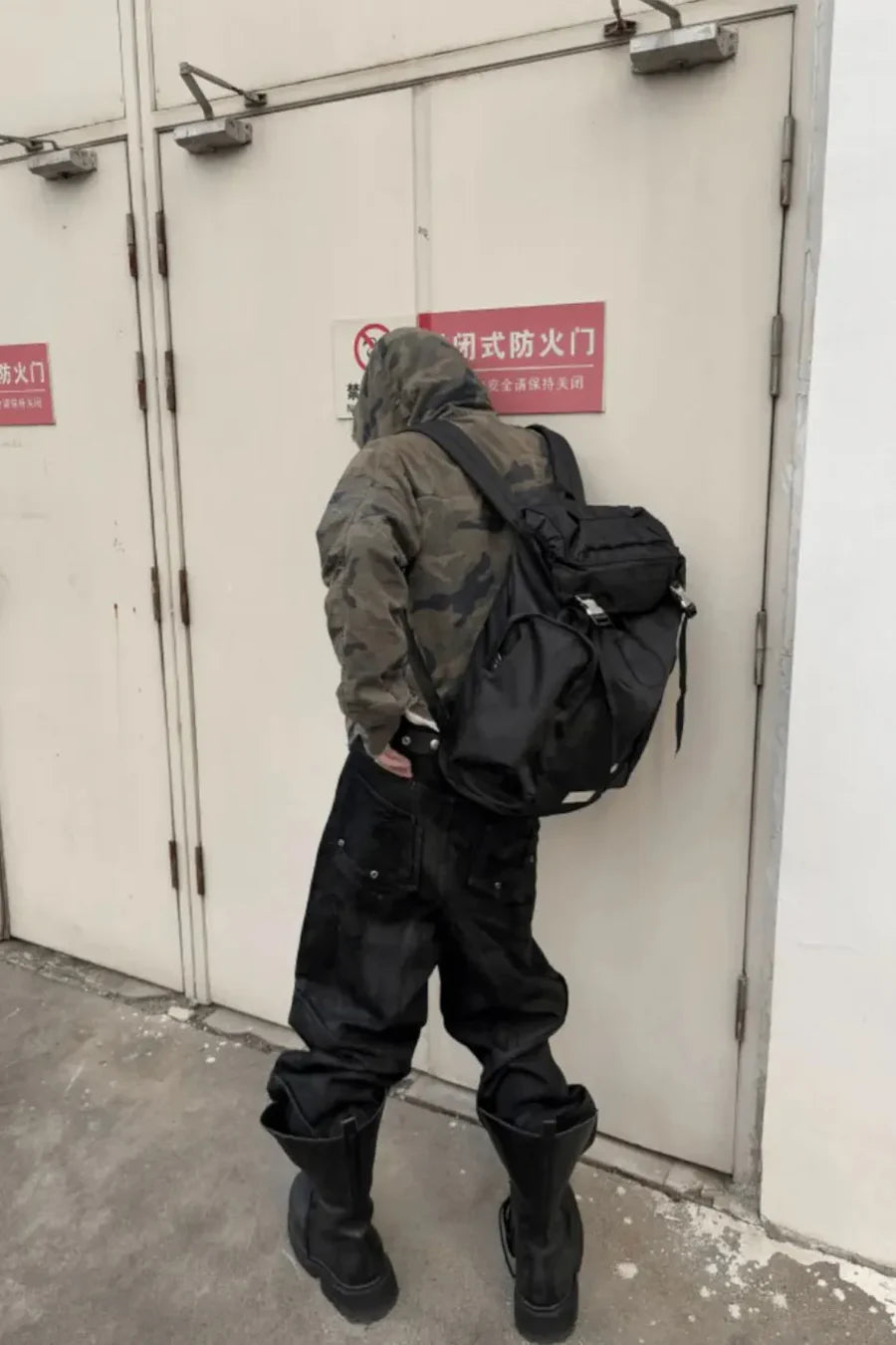 x GOJOYJINNI Armor Patch Distressed Biker Jeans