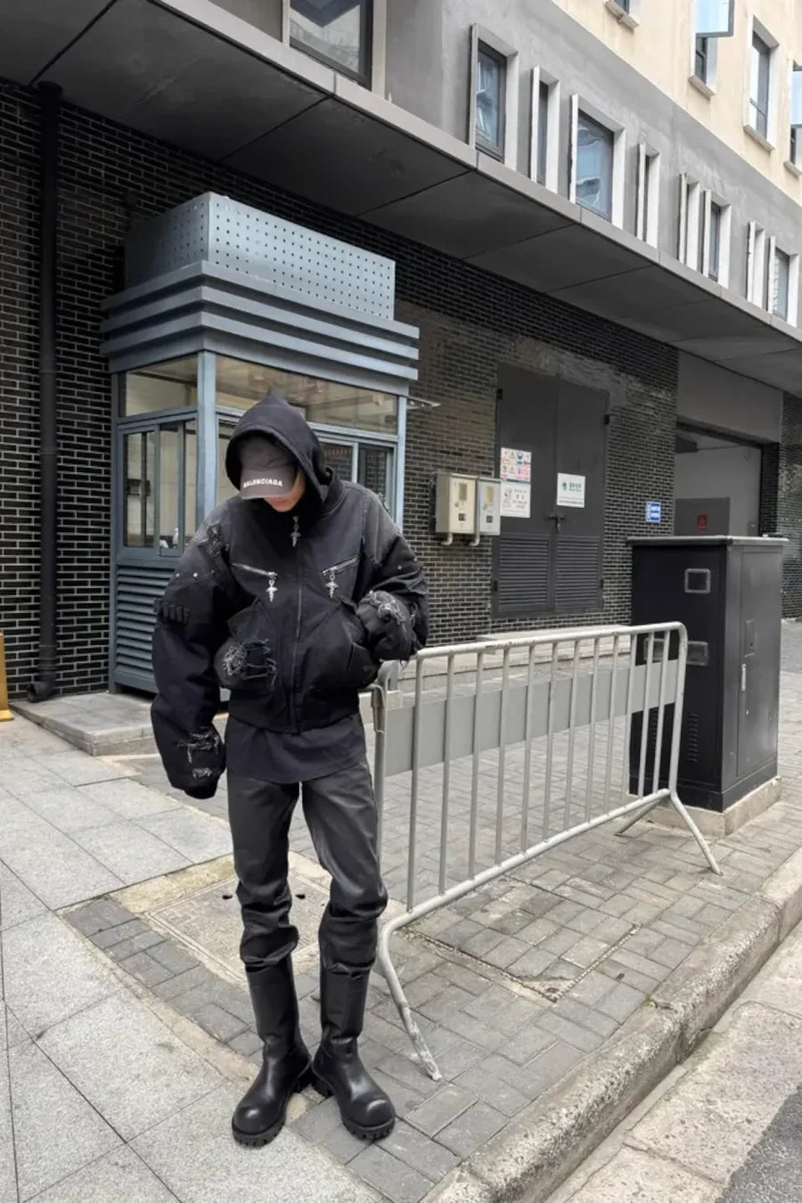 x GOJOYJINNI Washed Round Shaped Bomber Double Layered Hat Aviation Jacket